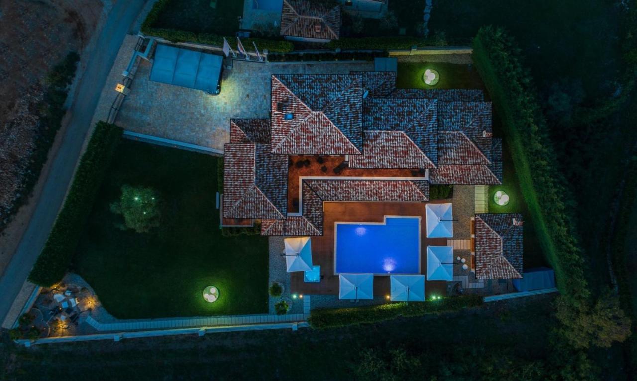 Villa Carolus-Luxurious Istrian Villa Barat  Exterior photo