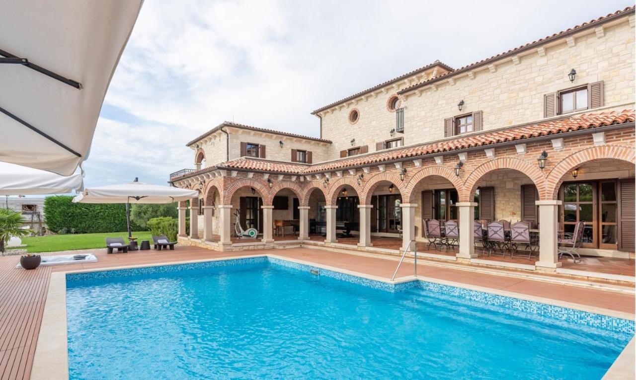Villa Carolus-Luxurious Istrian Villa Barat  Exterior photo