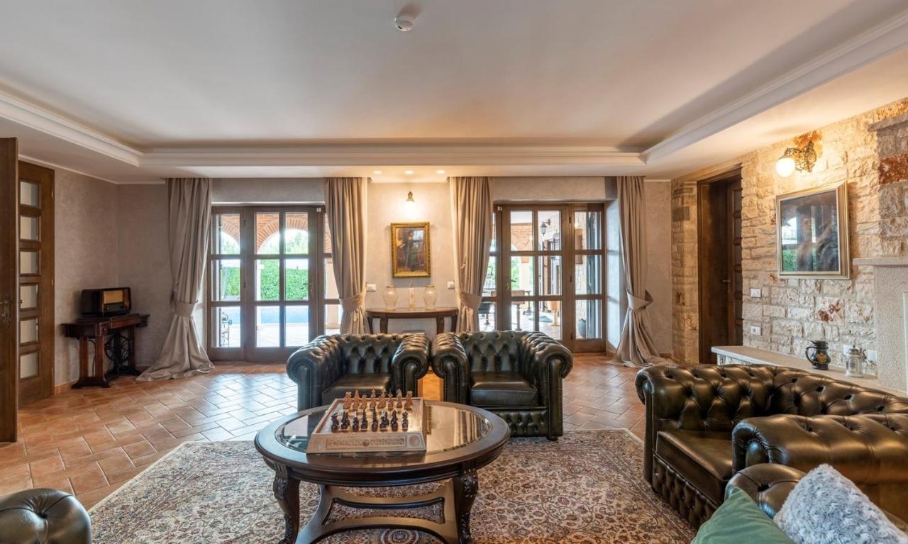 Villa Carolus-Luxurious Istrian Villa Barat  Exterior photo
