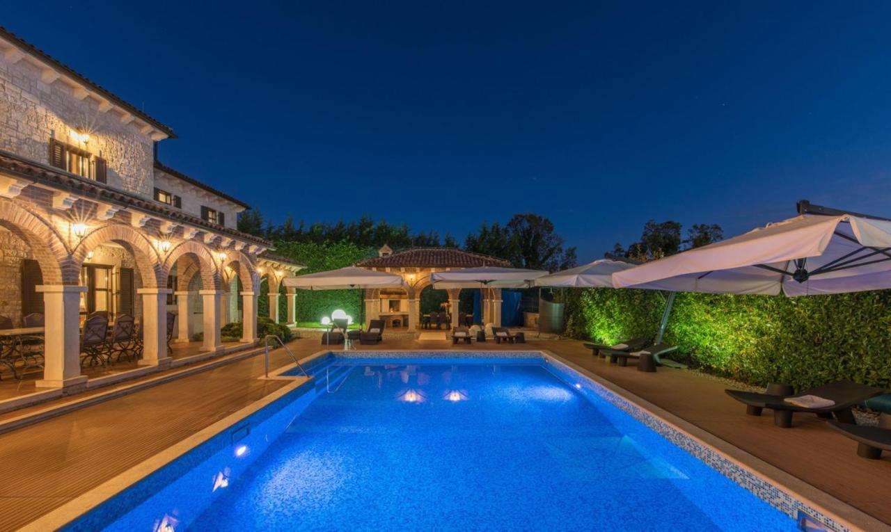 Villa Carolus-Luxurious Istrian Villa Barat  Exterior photo